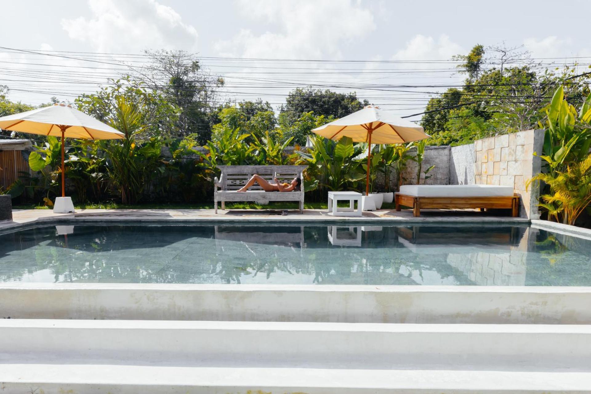 Hola Villas & Lofts Uluwatu Exterior photo