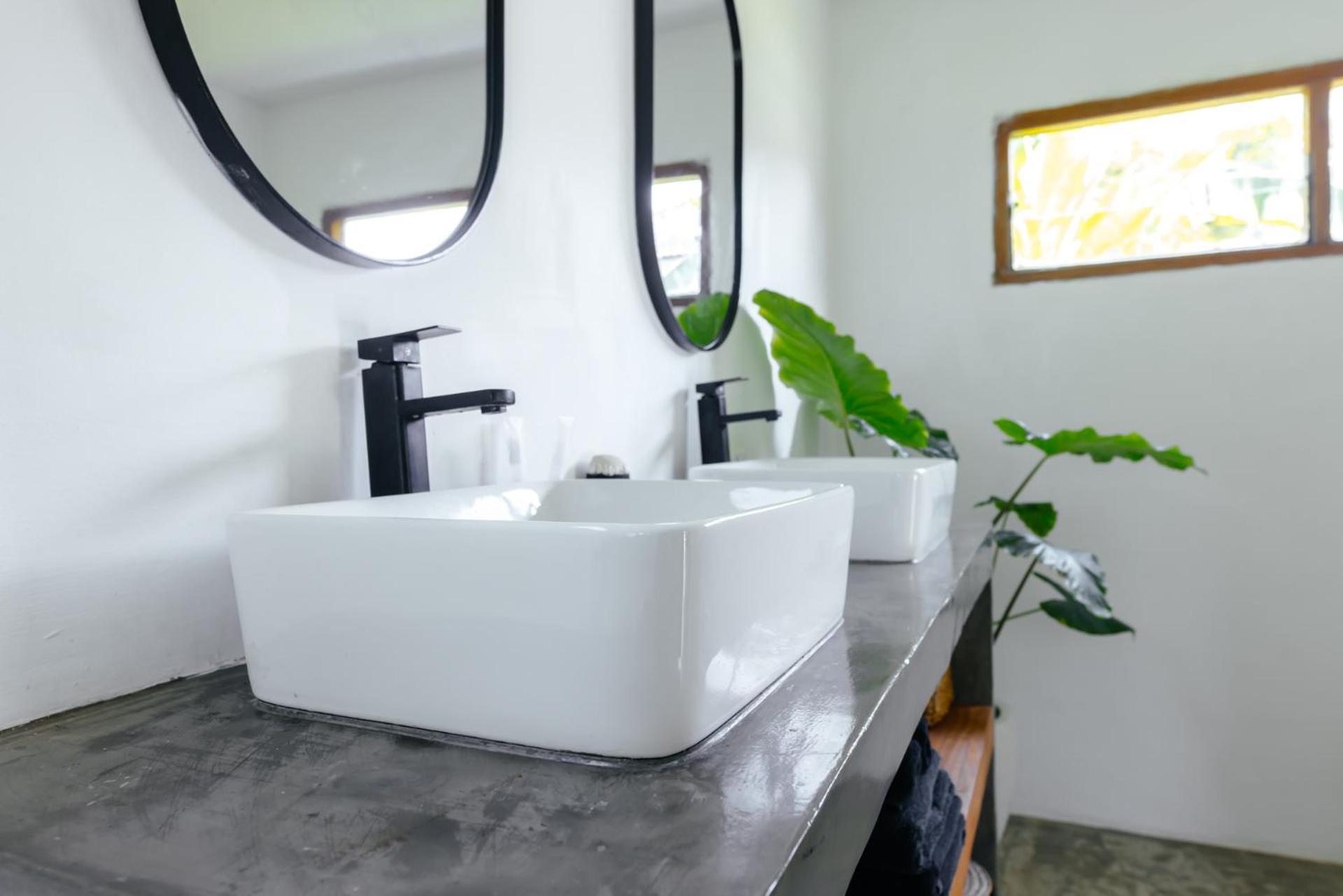 Hola Villas & Lofts Uluwatu Exterior photo